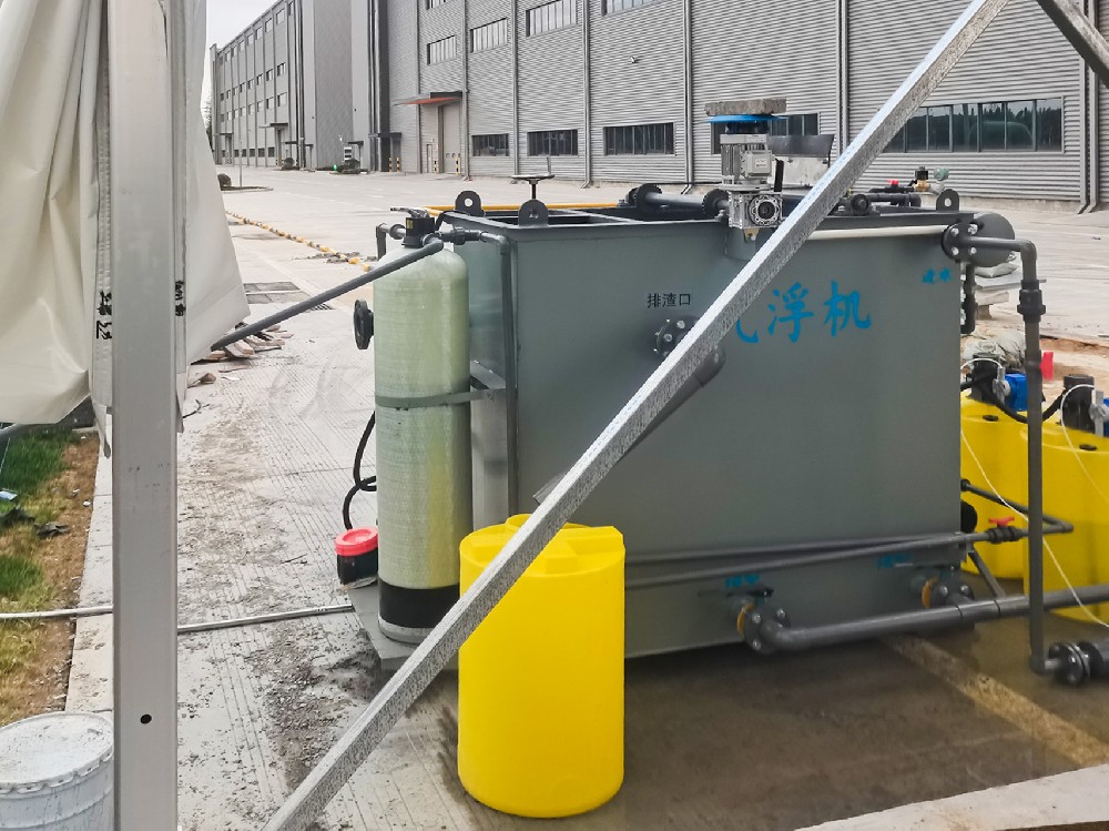 洗車店小型污水處理設(shè)備：低成本、易操作解決方案